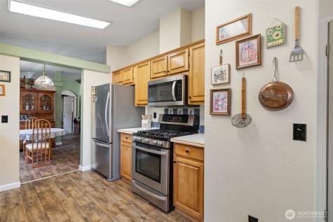 5037 SE Horstman Road Port Orchard WA 98366