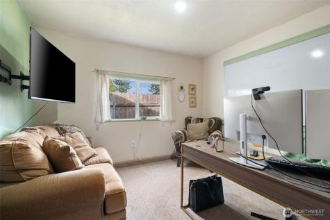 5037 SE Horstman Road Port Orchard WA 98366
