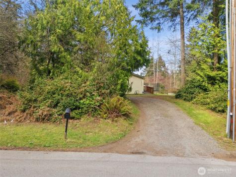 5037 SE Horstman Road Port Orchard WA 98366