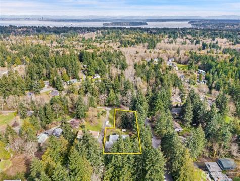 5037 SE Horstman Road Port Orchard WA 98366