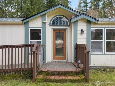 5037 SE Horstman Road Port Orchard WA 98366