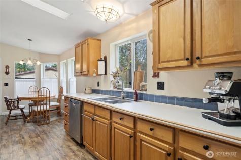 5037 SE Horstman Road Port Orchard WA 98366