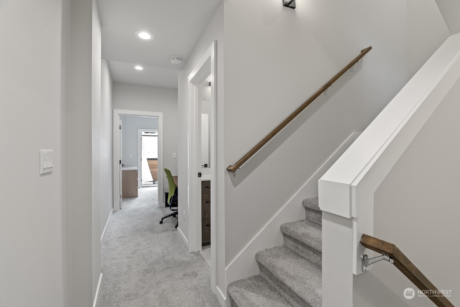1620 S Lane Seattle WA 98144