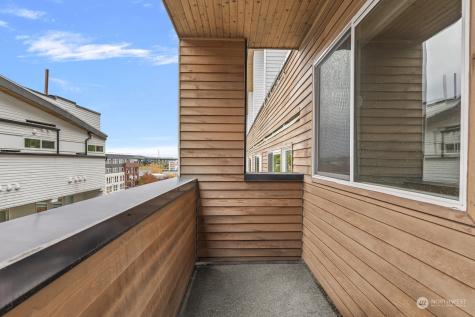 1620 S Lane Seattle WA 98144