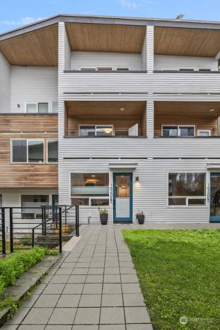 1620 S Lane Seattle WA 98144