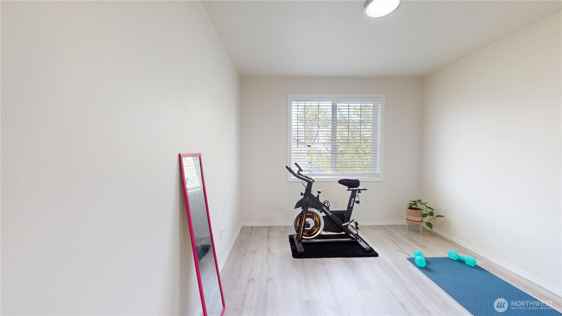 3932 147th St SW Lynnwood WA 98087