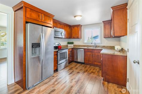 812 Reiten Road Kent WA 98030