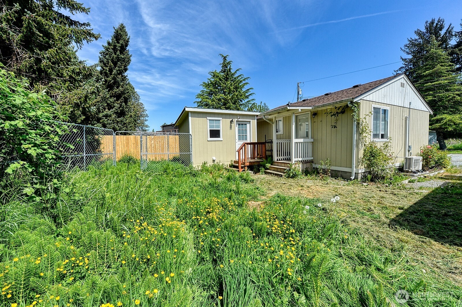 325 N Hawthorne Street Burlington WA 98233