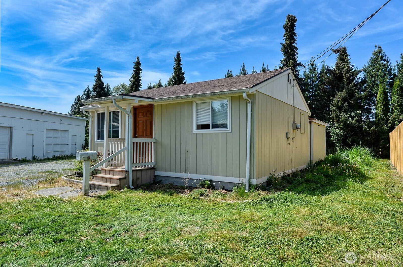 325 N Hawthorne Street Burlington WA 98233