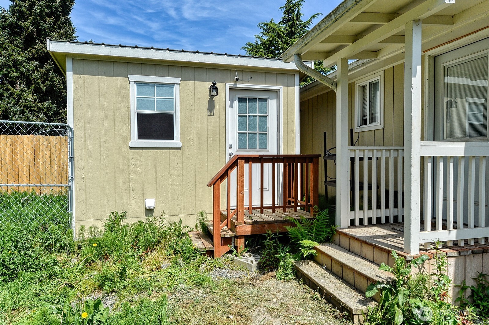 325 N Hawthorne Street Burlington WA 98233