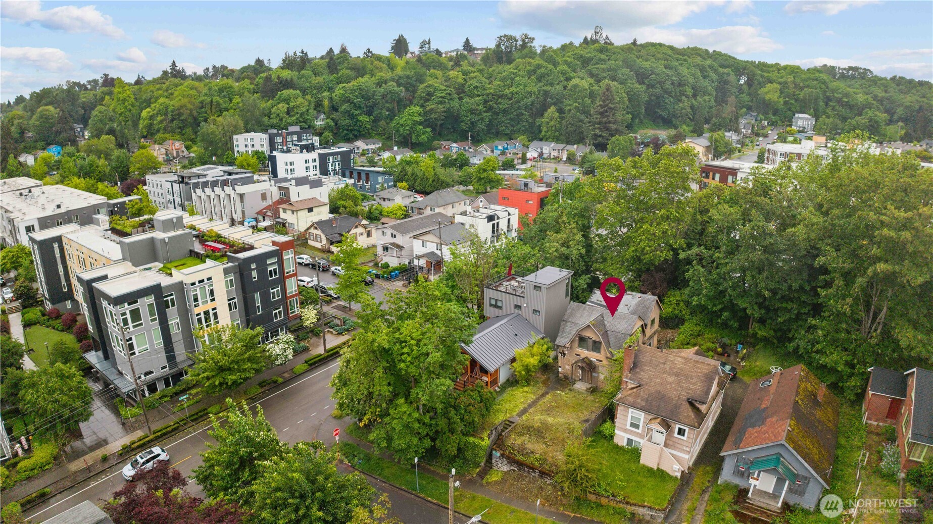 4563 33rd Avenue S Seattle WA 98118