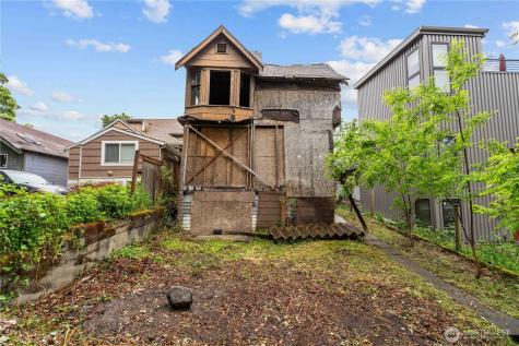 4563 33rd Avenue S Seattle WA 98118