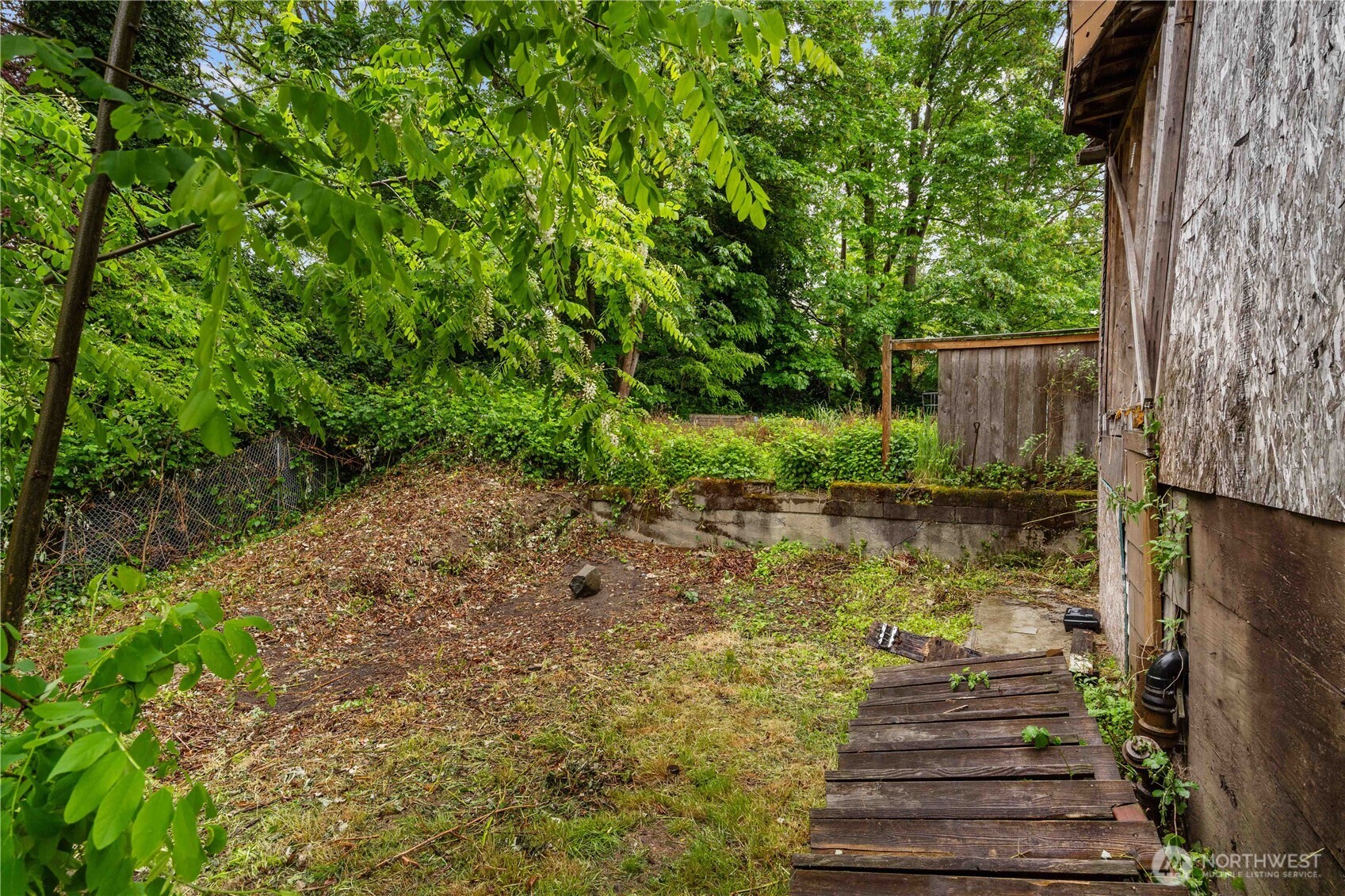 4563 33rd Avenue S Seattle WA 98118