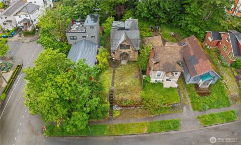 4563 33rd Avenue S Seattle WA 98118