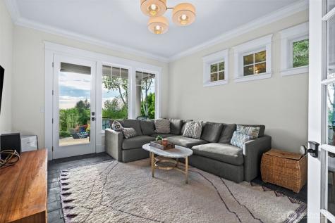 543 Hyak Drive Fox Island WA 98333
