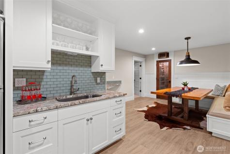 543 Hyak Drive Fox Island WA 98333
