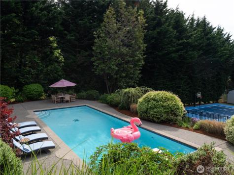 543 Hyak Drive Fox Island WA 98333