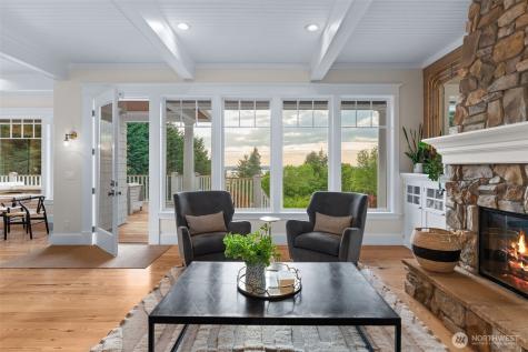 543 Hyak Drive Fox Island WA 98333