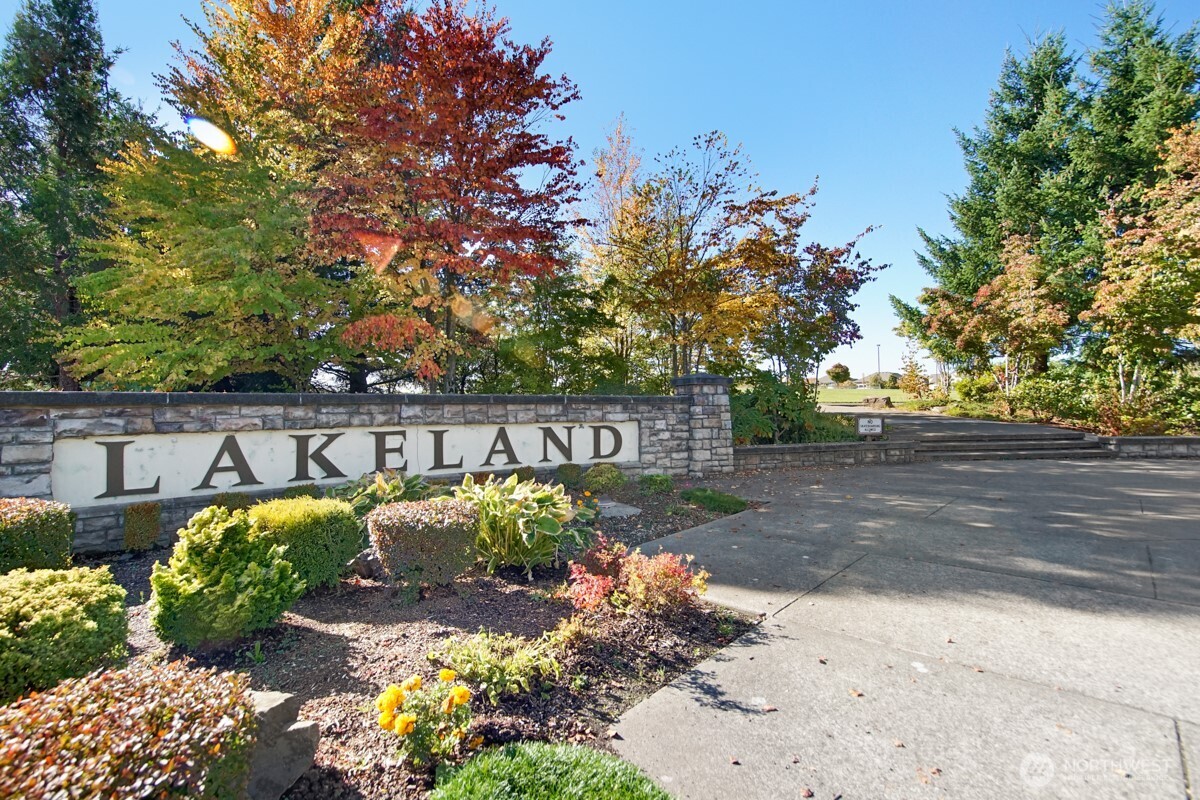 5530 Douglas Avenue SE Auburn WA 98093