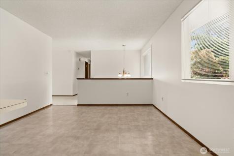 9236 NE 136 Place Kirkland WA 98034