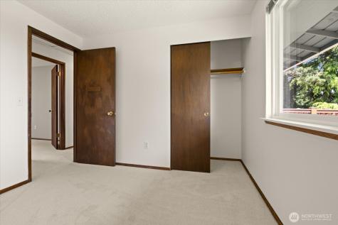 9236 NE 136 Place Kirkland WA 98034