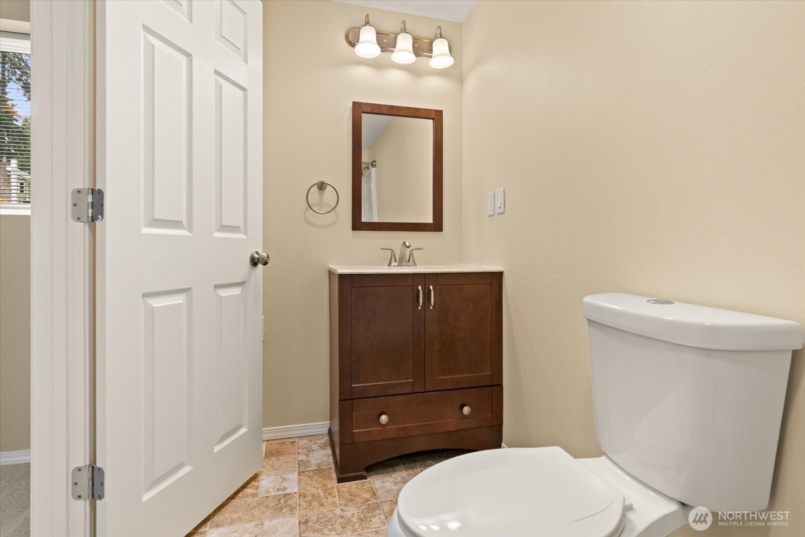 9236 NE 136 Place Kirkland WA 98034