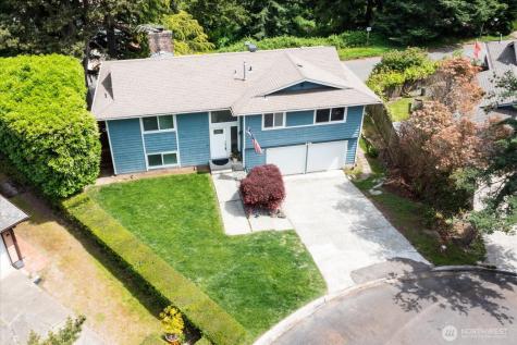 9236 NE 136 Place Kirkland WA 98034