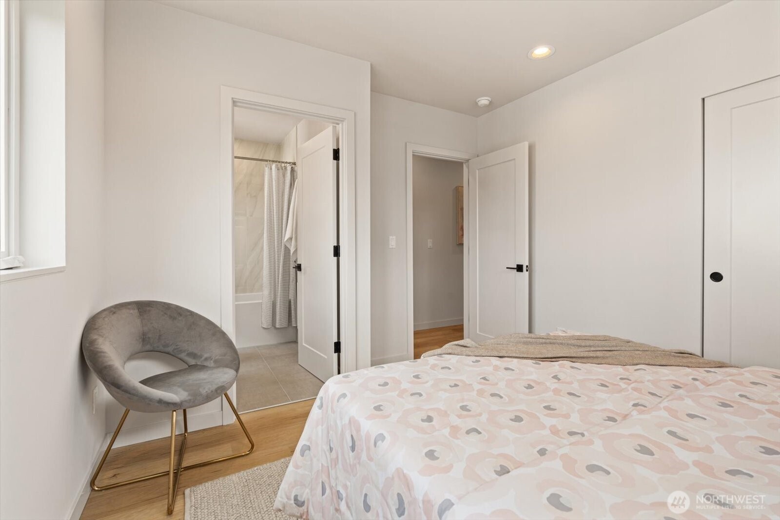 1133 NW 60th Street Seattle WA 98107
