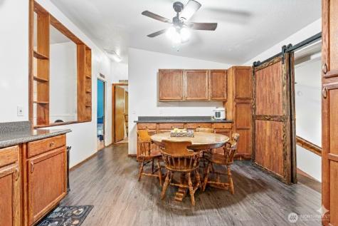 172 Sprague Valley Drive Maple Falls WA 98266