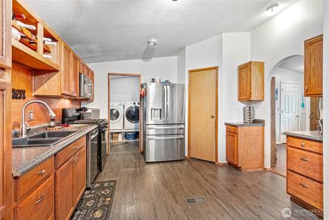 172 Sprague Valley Drive Maple Falls WA 98266