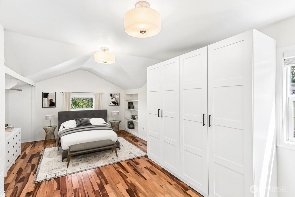 8613 42nd Avenue S Seattle WA 98118