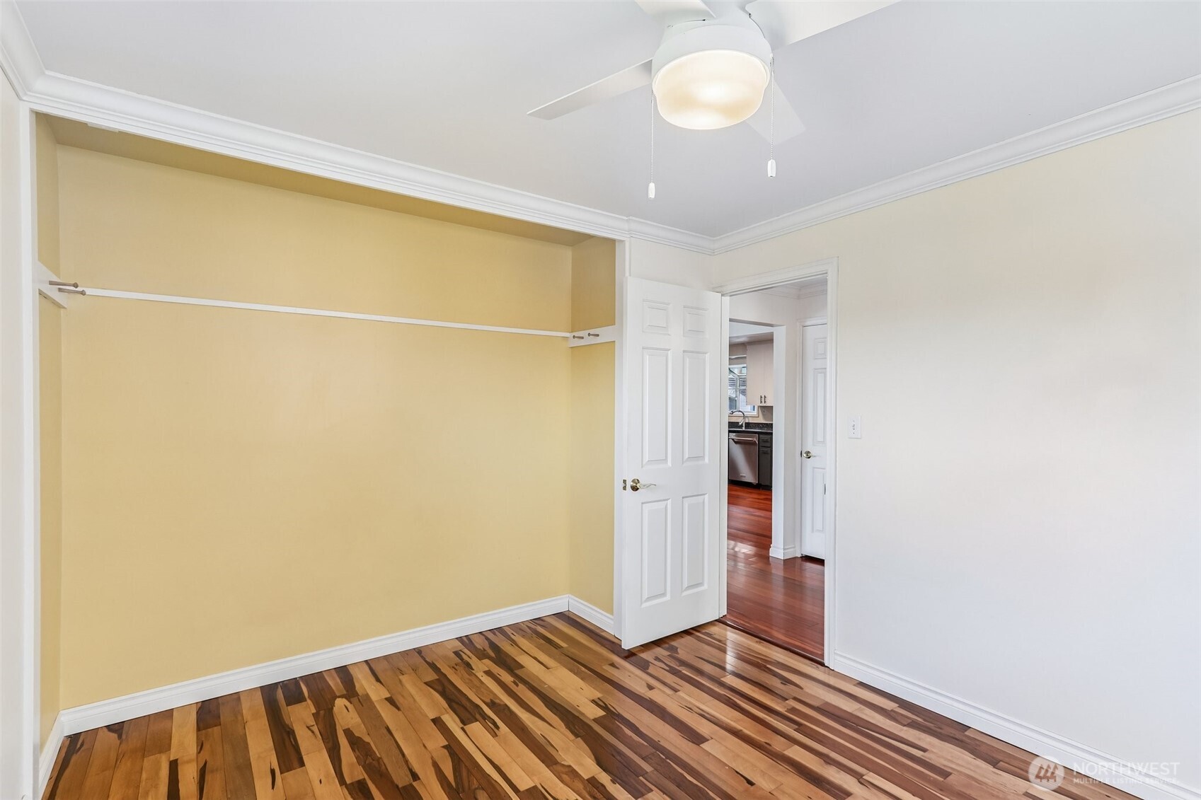8613 42nd Avenue S Seattle WA 98118