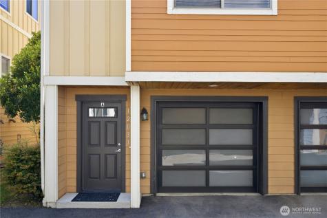 12031 35th Avenue NE Seattle WA 98125