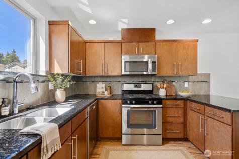 12031 35th Avenue NE Seattle WA 98125