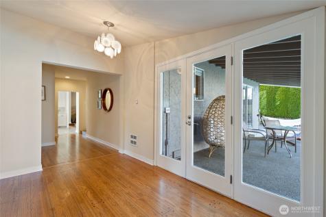 24228 47th Avenue SE Woodinville WA 98072