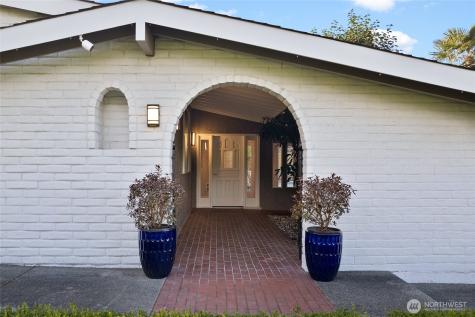24228 47th Avenue SE Woodinville WA 98072