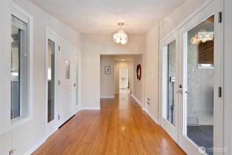 24228 47th Avenue SE Woodinville WA 98072