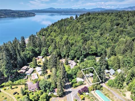 31 Spar Tree Drive Tahuya WA 98588