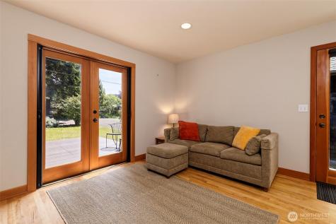 31 Spar Tree Drive Tahuya WA 98588