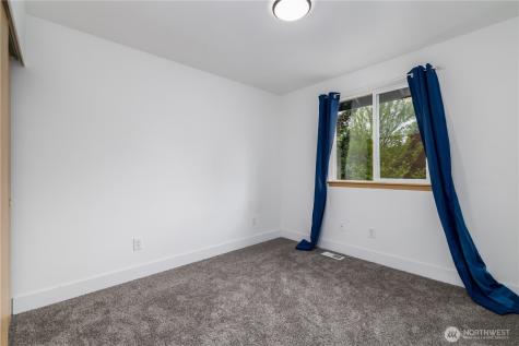 11720 261st Avenue Ct E Buckley WA 98321