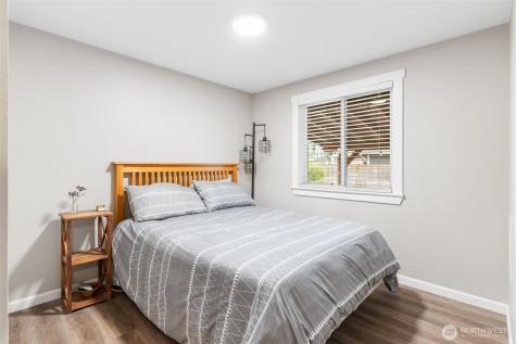 21910 SE 239th Street Maple Valley WA 98038