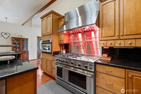 43103 Hilligoss Lane E Eatonville WA 98328