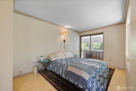 43103 Hilligoss Lane E Eatonville WA 98328