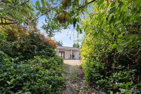 43103 Hilligoss Lane E Eatonville WA 98328