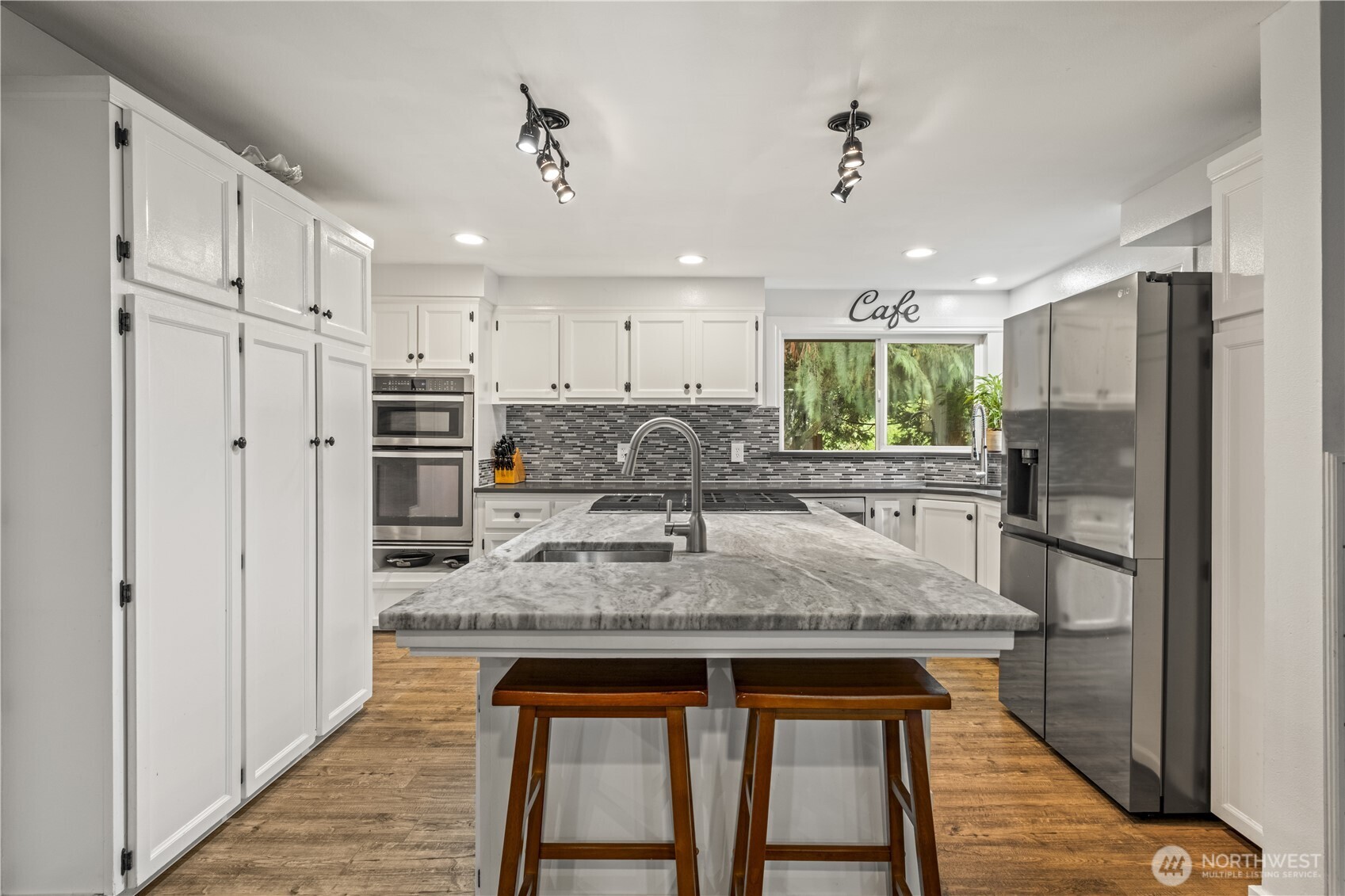 428 W Davies Loop Lake Stevens WA 98258