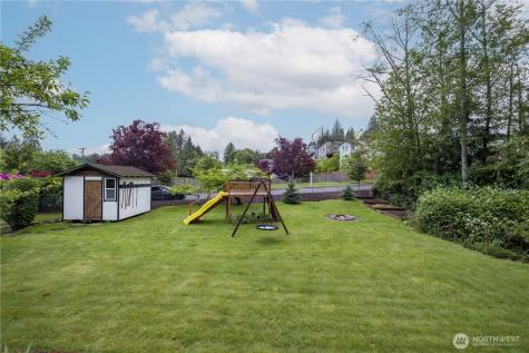428 W Davies Loop Lake Stevens WA 98258