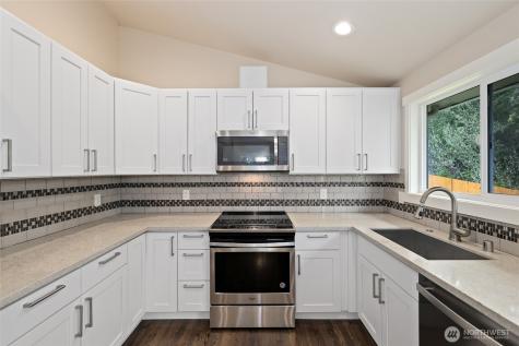 5110 S 163rd Place Tukwila WA 98188