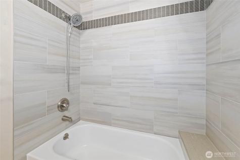 5110 S 163rd Place Tukwila WA 98188