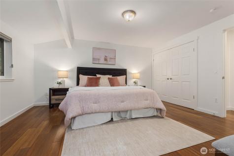 5839 NE 197th Street Kenmore WA 98028