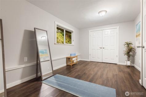 5839 NE 197th Street Kenmore WA 98028
